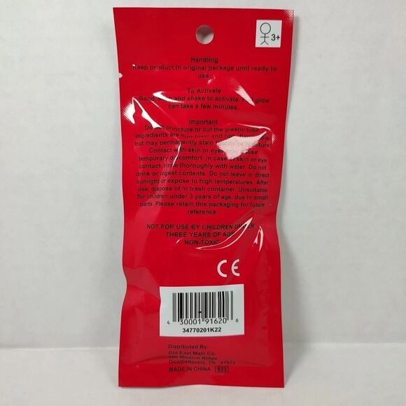 Lot of 52 Glow in the Dark, Glow Stick Holiday Party Jewelry Toys Rings Wand - Picture 8 of 16